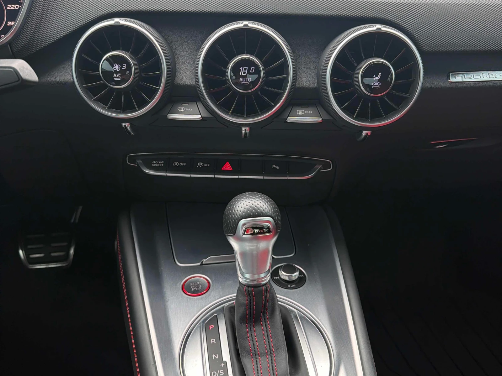 Audi Tt * 2.0 TFSI quattro * CARFAX * , снимка 9 - Автомобили и джипове - 56013575