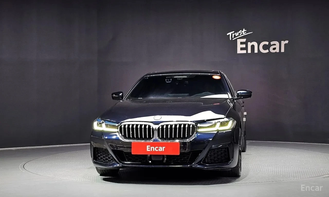 BMW 530E * M Sport* АВТОКРЕДИТ БЕЗ ПЪРВОНАЧАЛНА ВНОСКА* , снимка 3 - Автомобили и джипове - 56073514