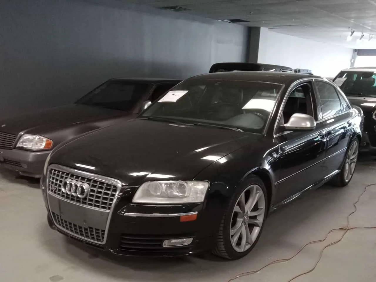 Audi S8 * 4dr Sdn * CARFAX * ОПЦИЯ ЗА ФИНАНСИРАНЕ