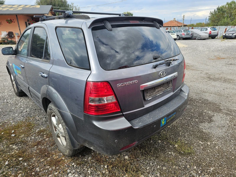 Kia Sorento 2.5tdi, снимка 4 - Автомобили и джипове - 47546490