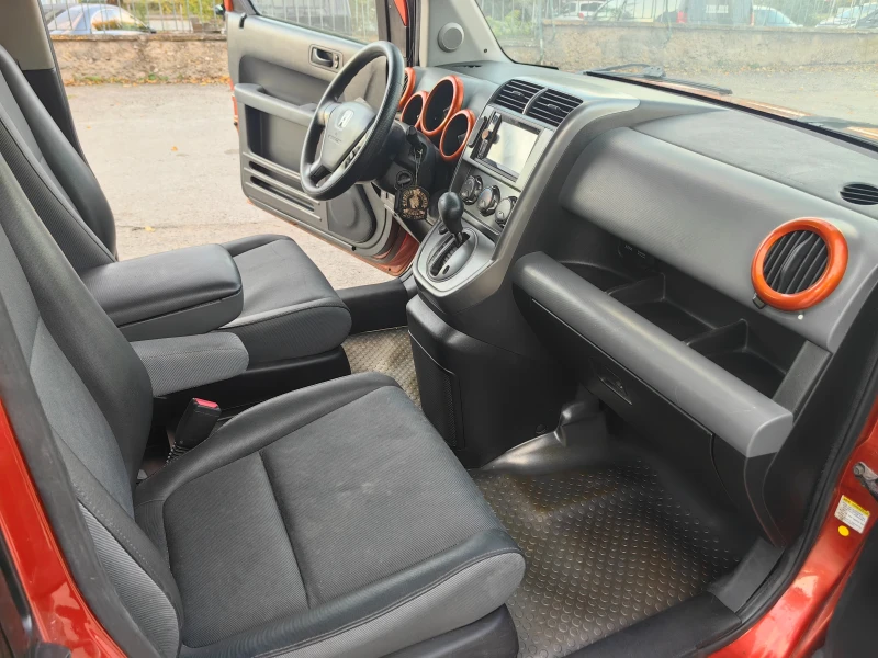 Honda Element 2.4i 4x4, снимка 13 - Автомобили и джипове - 52163305