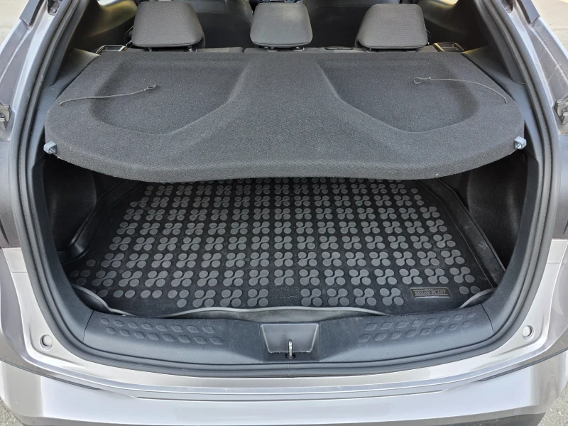 Toyota C-HR Center benzin, снимка 7 - Автомобили и джипове - 52905862