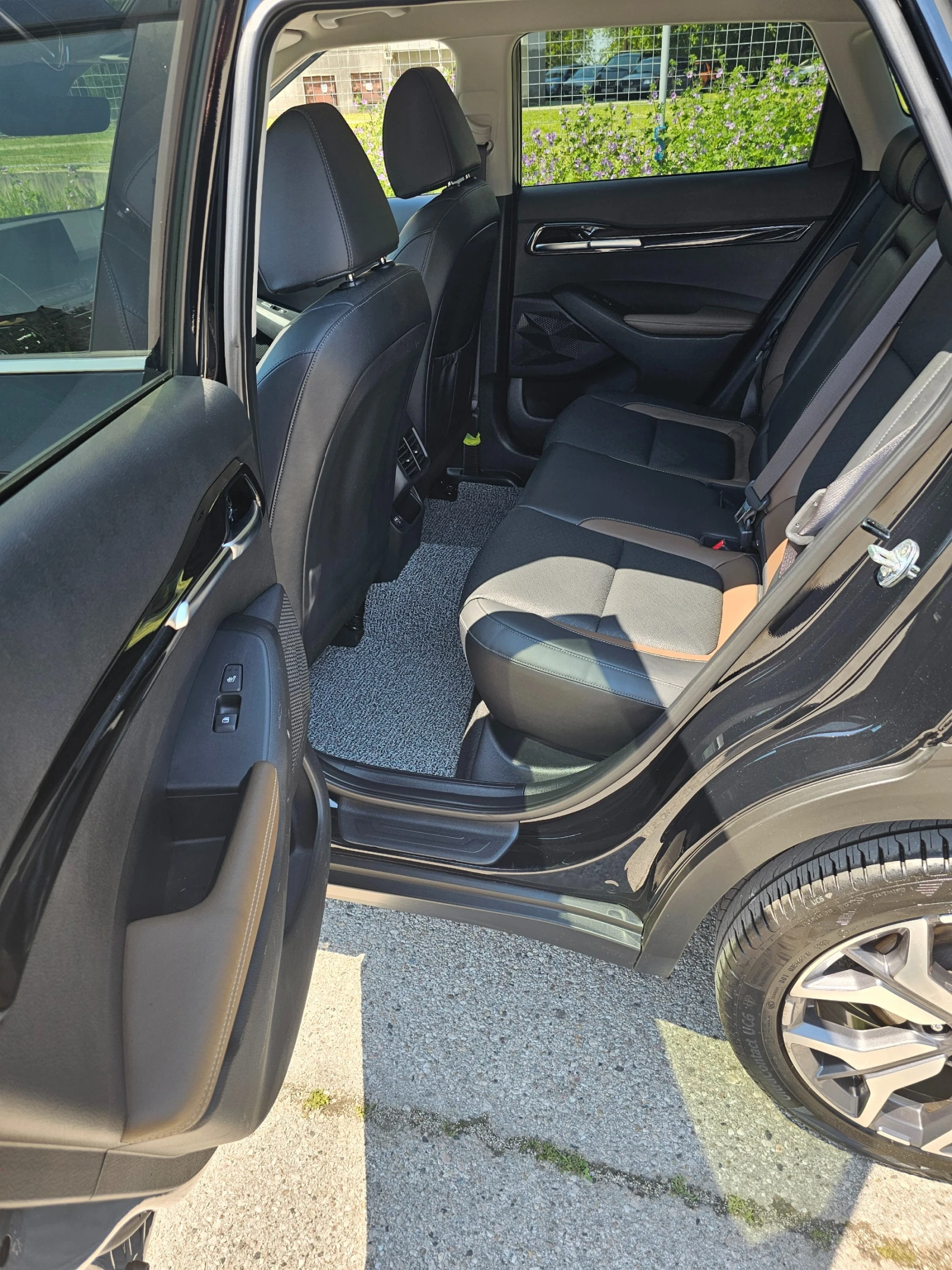 Kia Seltos 1.6 CRDi Noblesse * УНИКАТ - изображение 10
