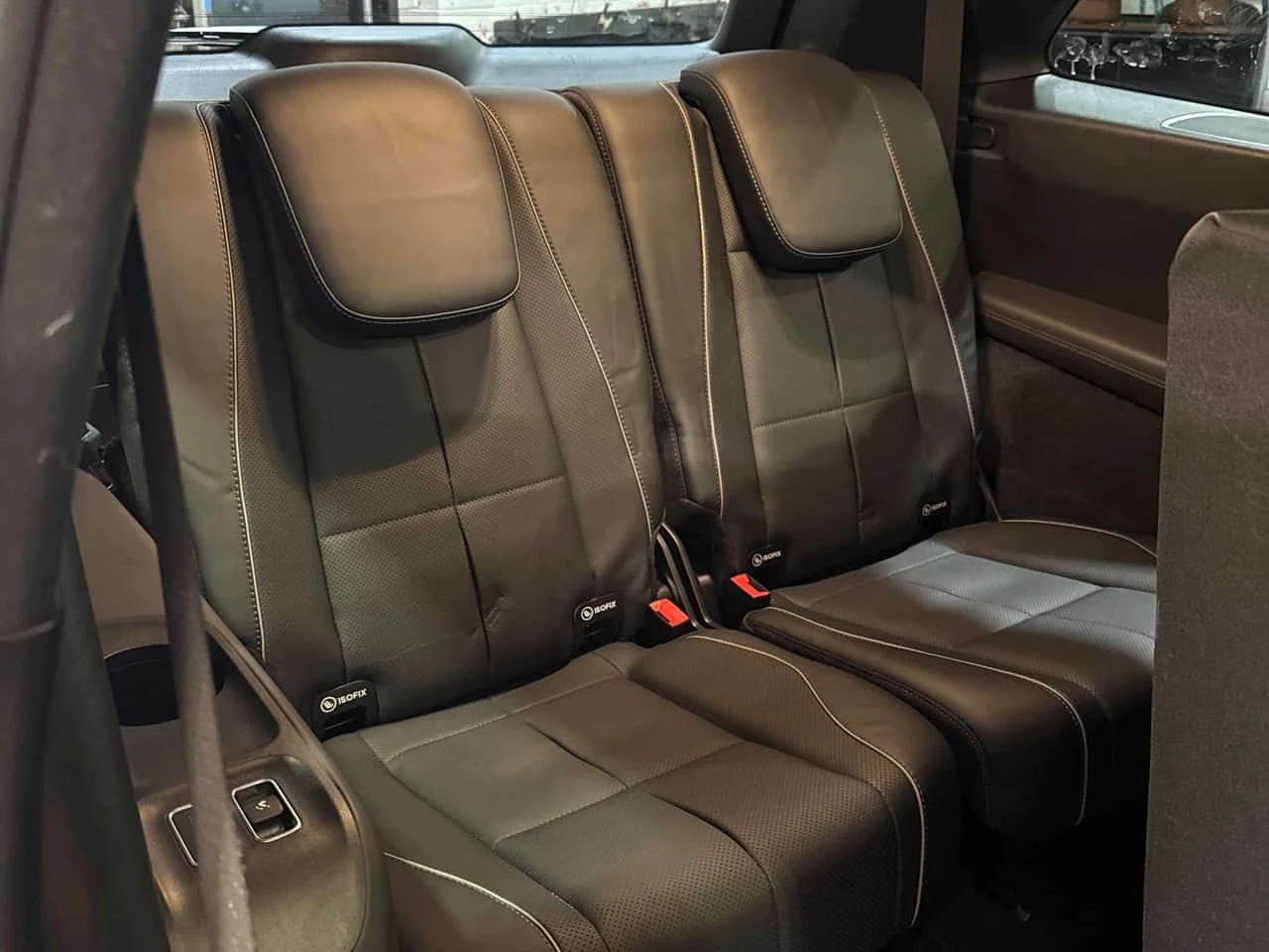 Mercedes-Benz GLS 450 * ДИСТРОНИК * 360 * ОБДУХВАНЕ * 7 МЕСТЕН, снимка 14 - Автомобили и джипове - 53892158