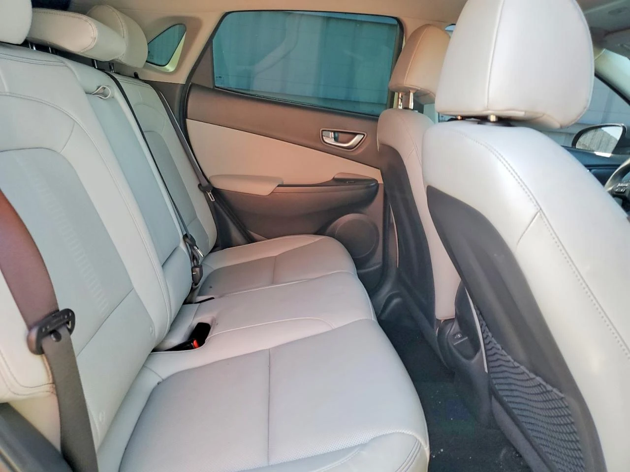 Hyundai Kona Electric Limited FWD, снимка 10 - Автомобили и джипове - 54558057