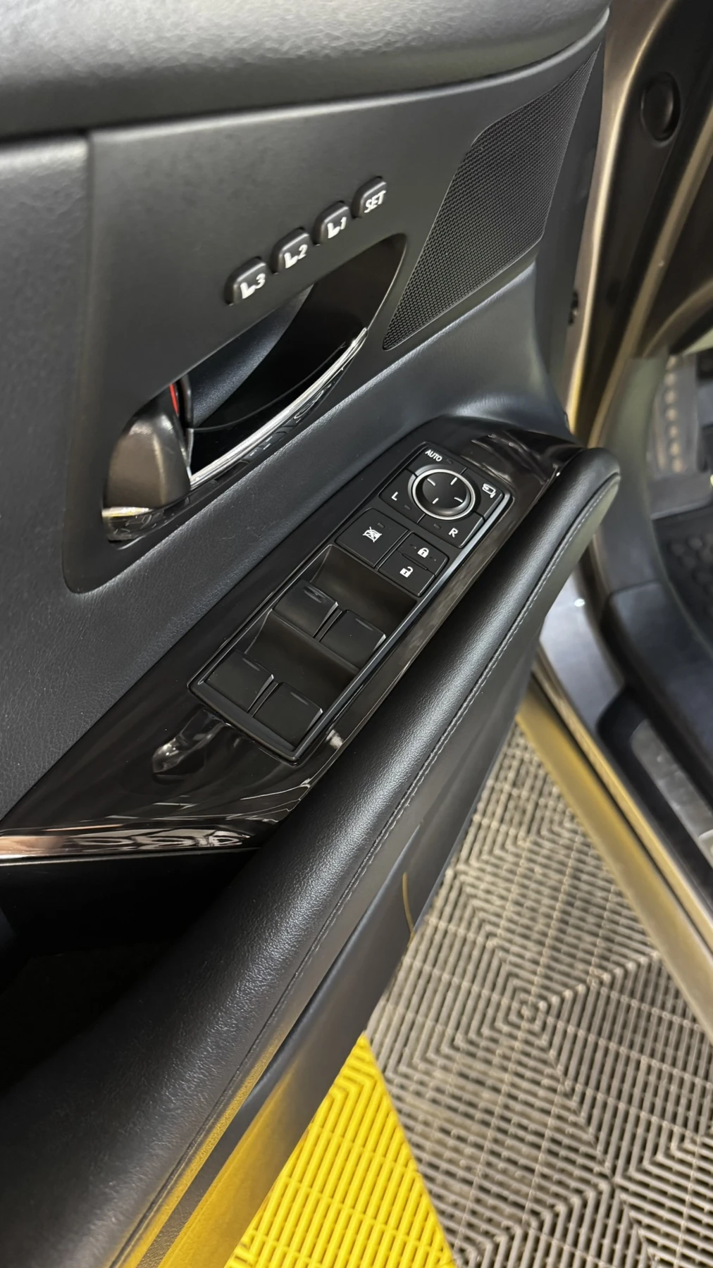 Lexus RX 450h LPG, снимка 10 - Автомобили и джипове - 54596754