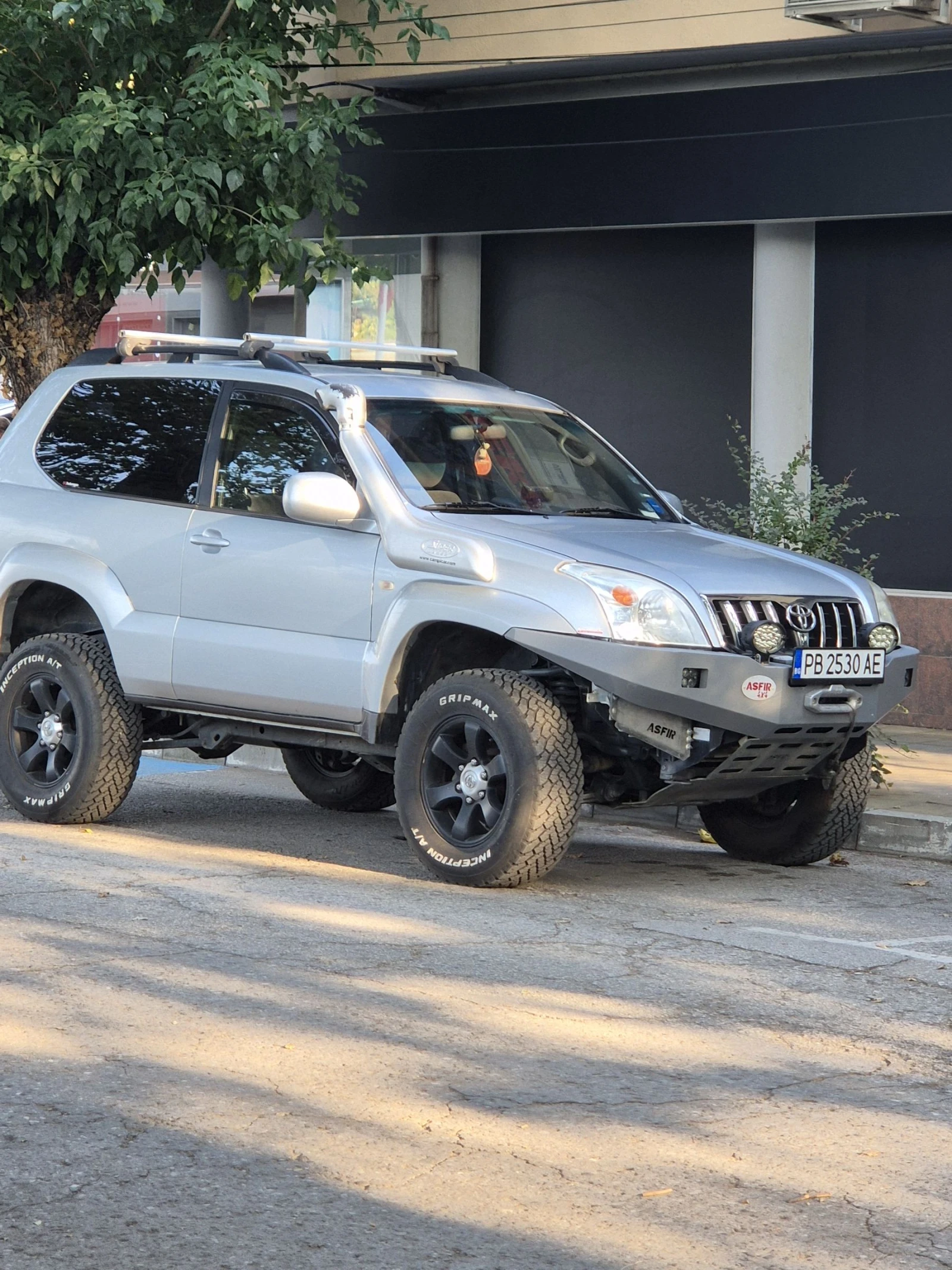 Toyota Land cruiser 120