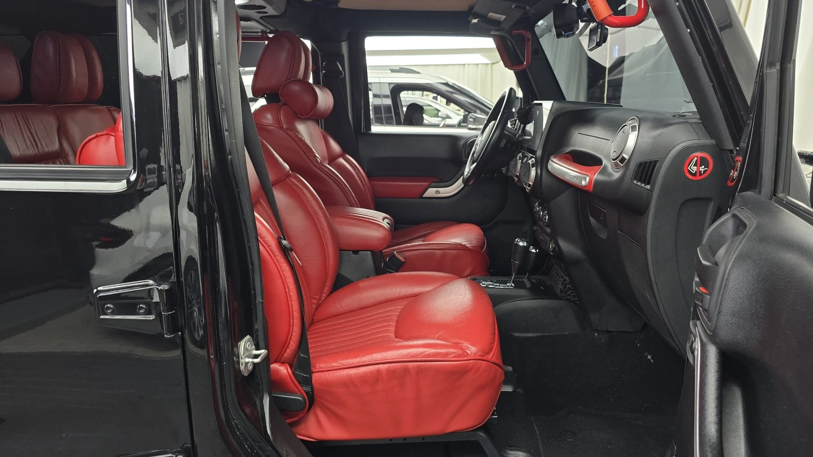 Jeep Wrangler 3.6* ������ ���� | Mobile.bg � ����������� 12