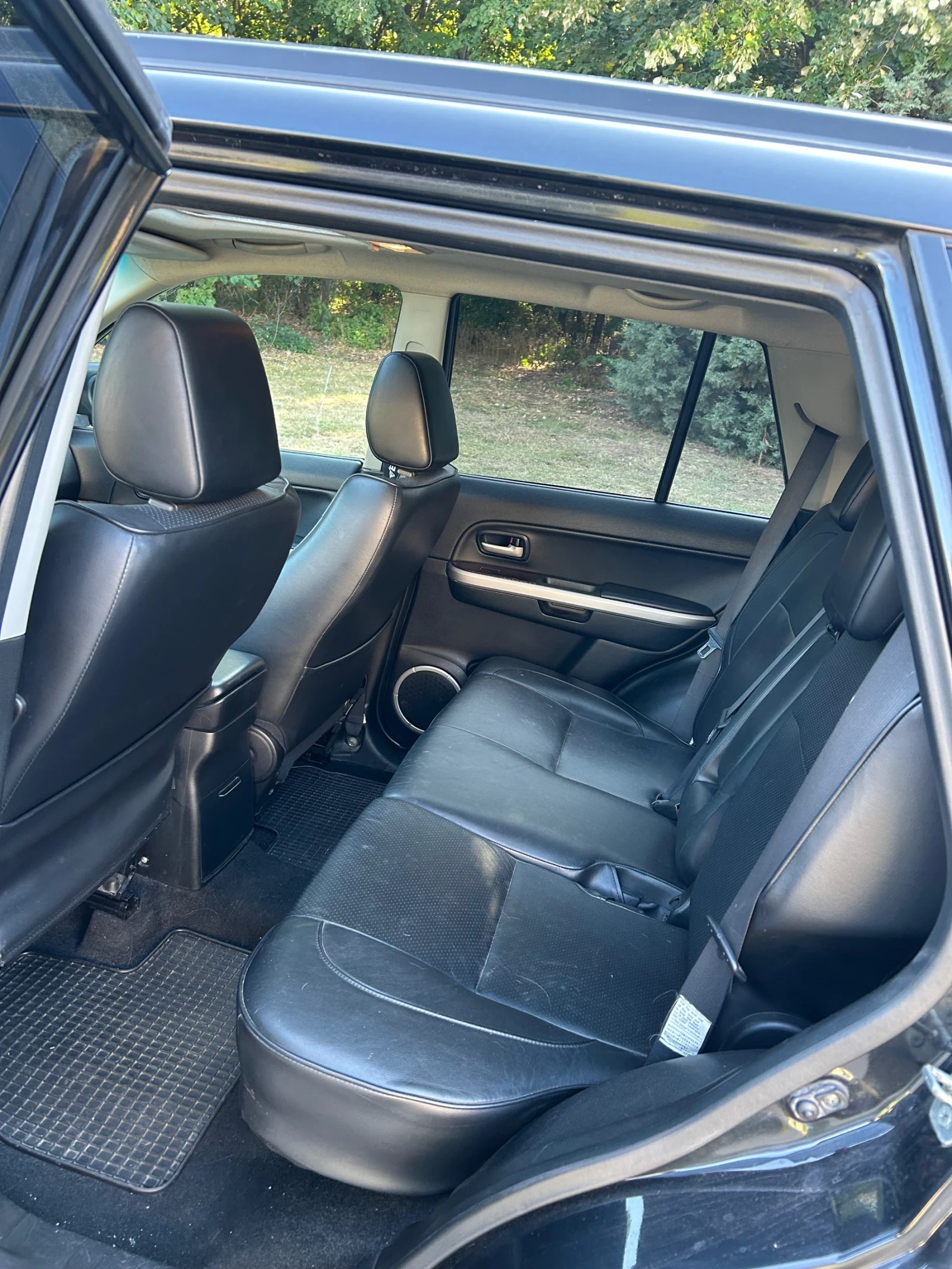 Suzuki Grand vitara 1.9 Ddis, снимка 5 - Автомобили и джипове - 55427161