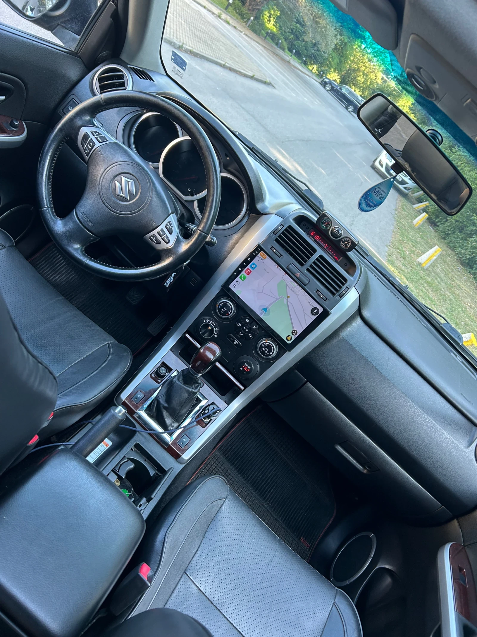 Suzuki Grand vitara 1.9 Ddis, снимка 4 - Автомобили и джипове - 55427161