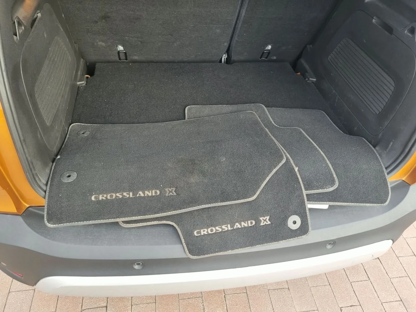 Opel Crossland X, снимка 7 - Автомобили и джипове - 56182267