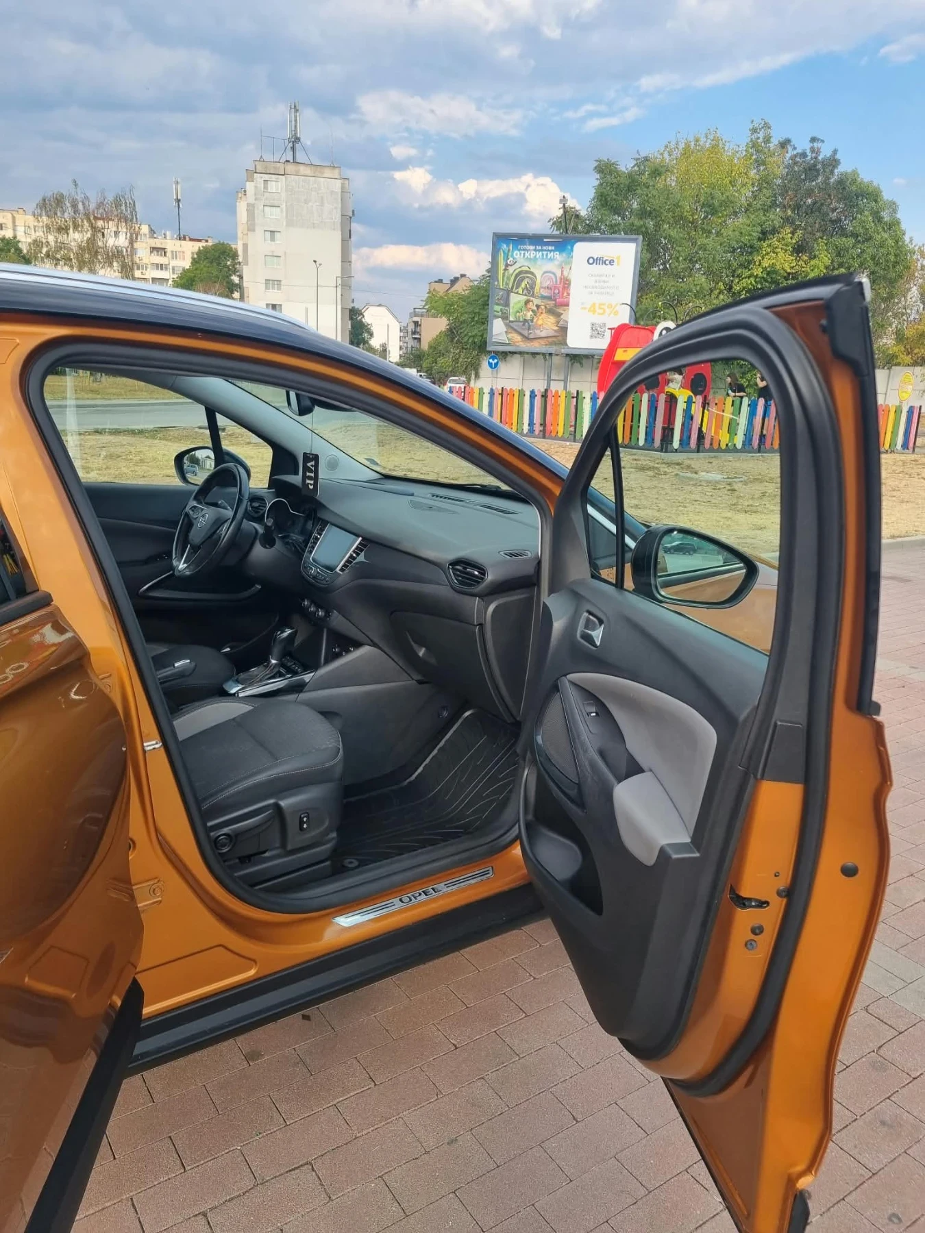 Opel Crossland X, снимка 10 - Автомобили и джипове - 56182267