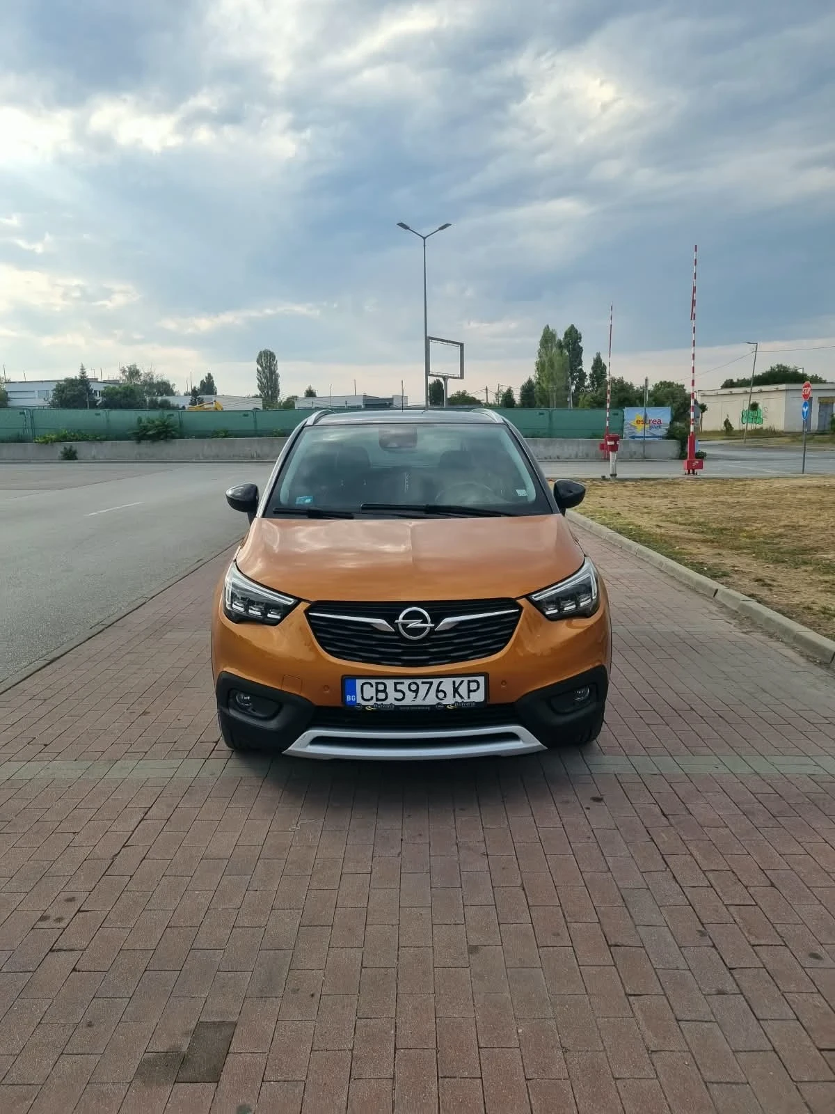 Opel Crossland X, снимка 3 - Автомобили и джипове - 56182267