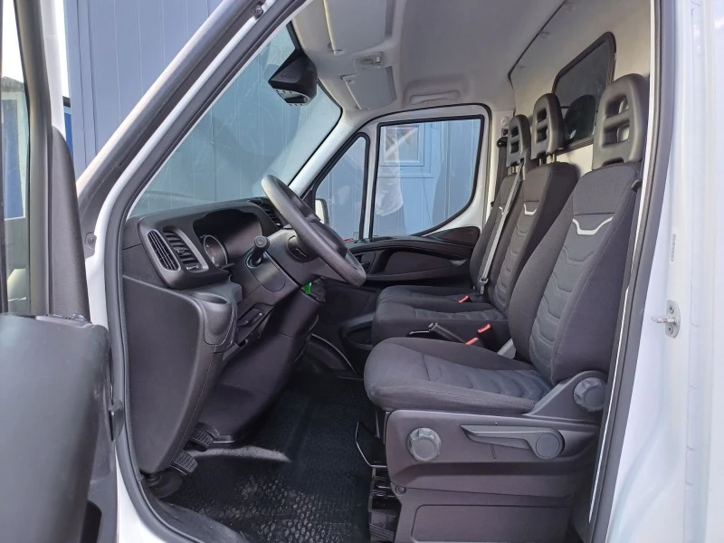 Iveco Daily 35S16, снимка 8 - Бусове и автобуси - 41639960