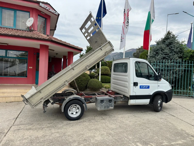 Iveco Daily 35C12* 2.3HPI* Климатик* Тристранен самосвал, снимка 14 - Бусове и автобуси - 51169296