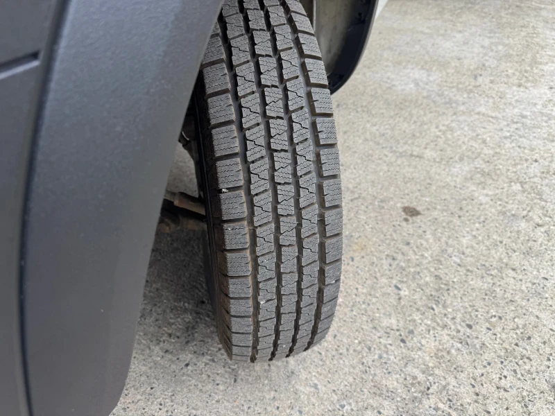 Iveco Daily 35C12* 2.3HPI* Климатик* Тристранен самосвал, снимка 5 - Бусове и автобуси - 51169296