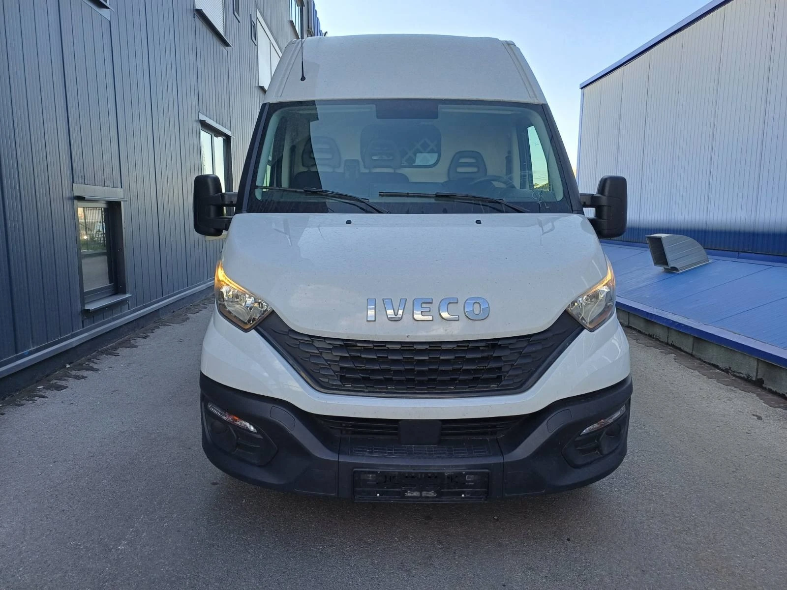 Iveco Daily 35S16 - изображение 2