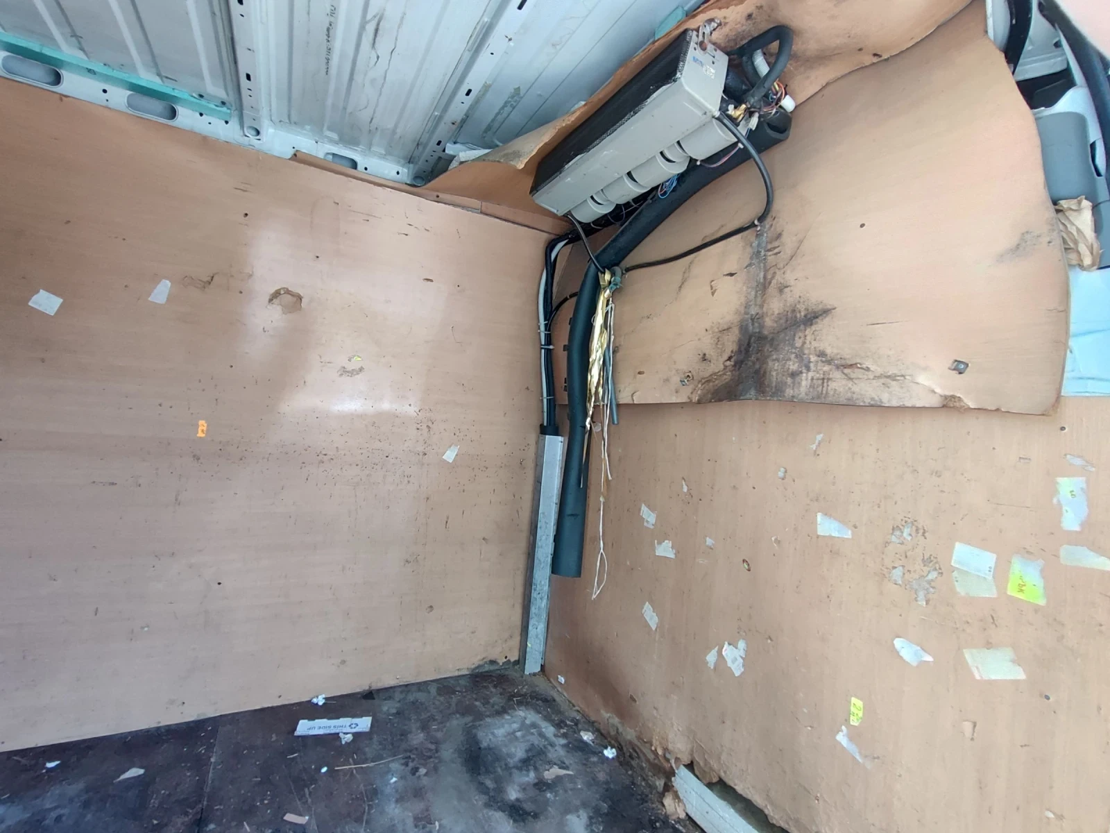 Renault Master DCI120, снимка 14 - Бусове и автобуси - 54367665