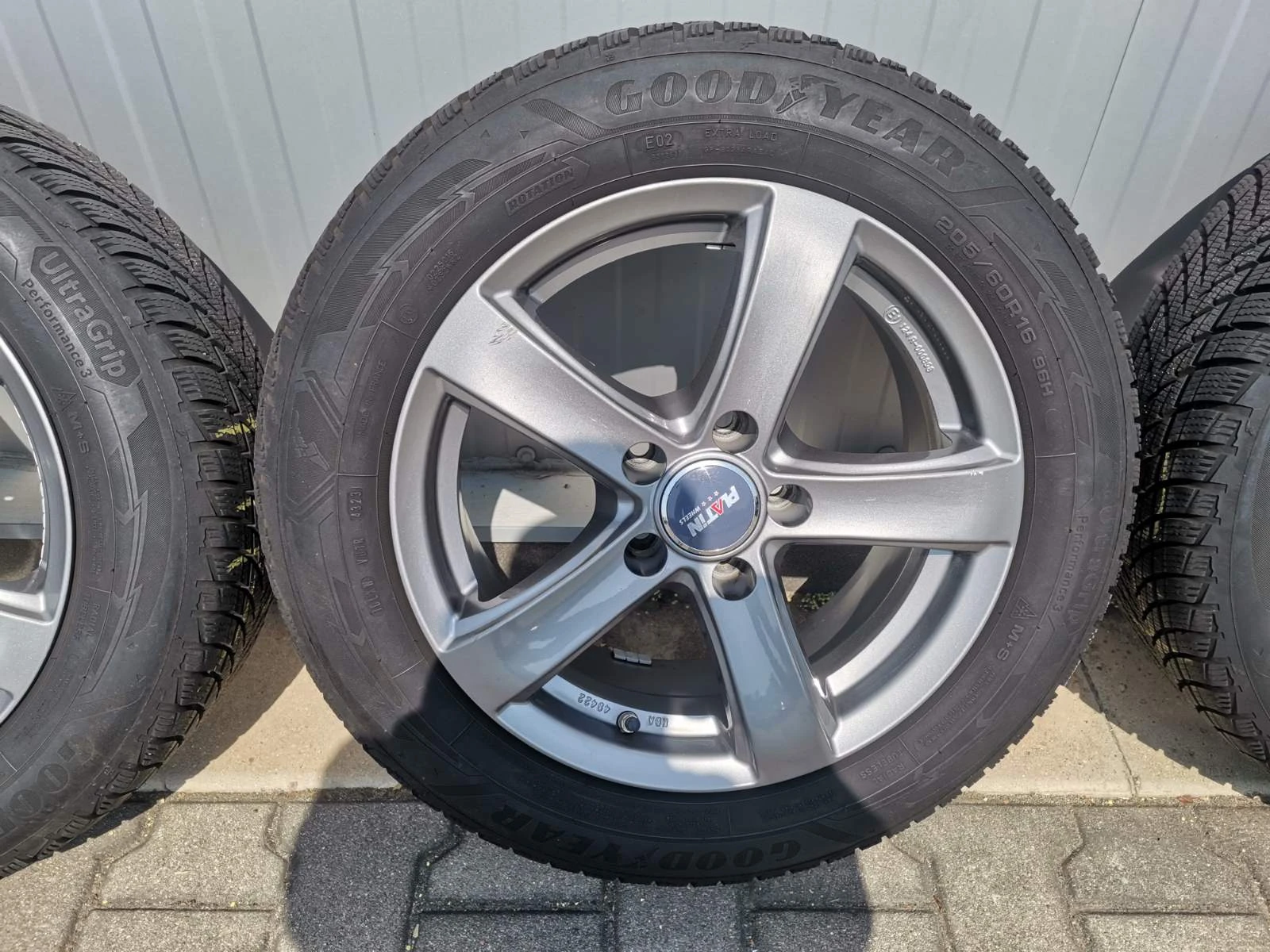    205/60R16 | Mobile.bg   3