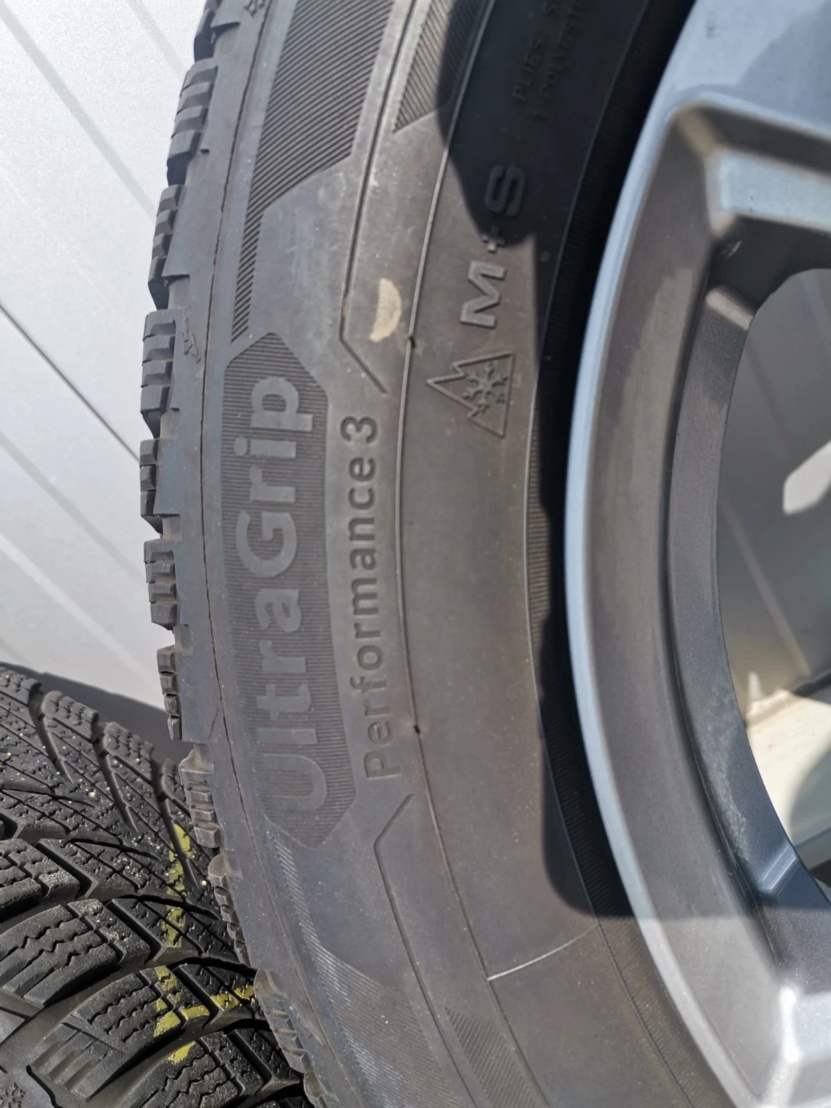    205/60R16 | Mobile.bg   16