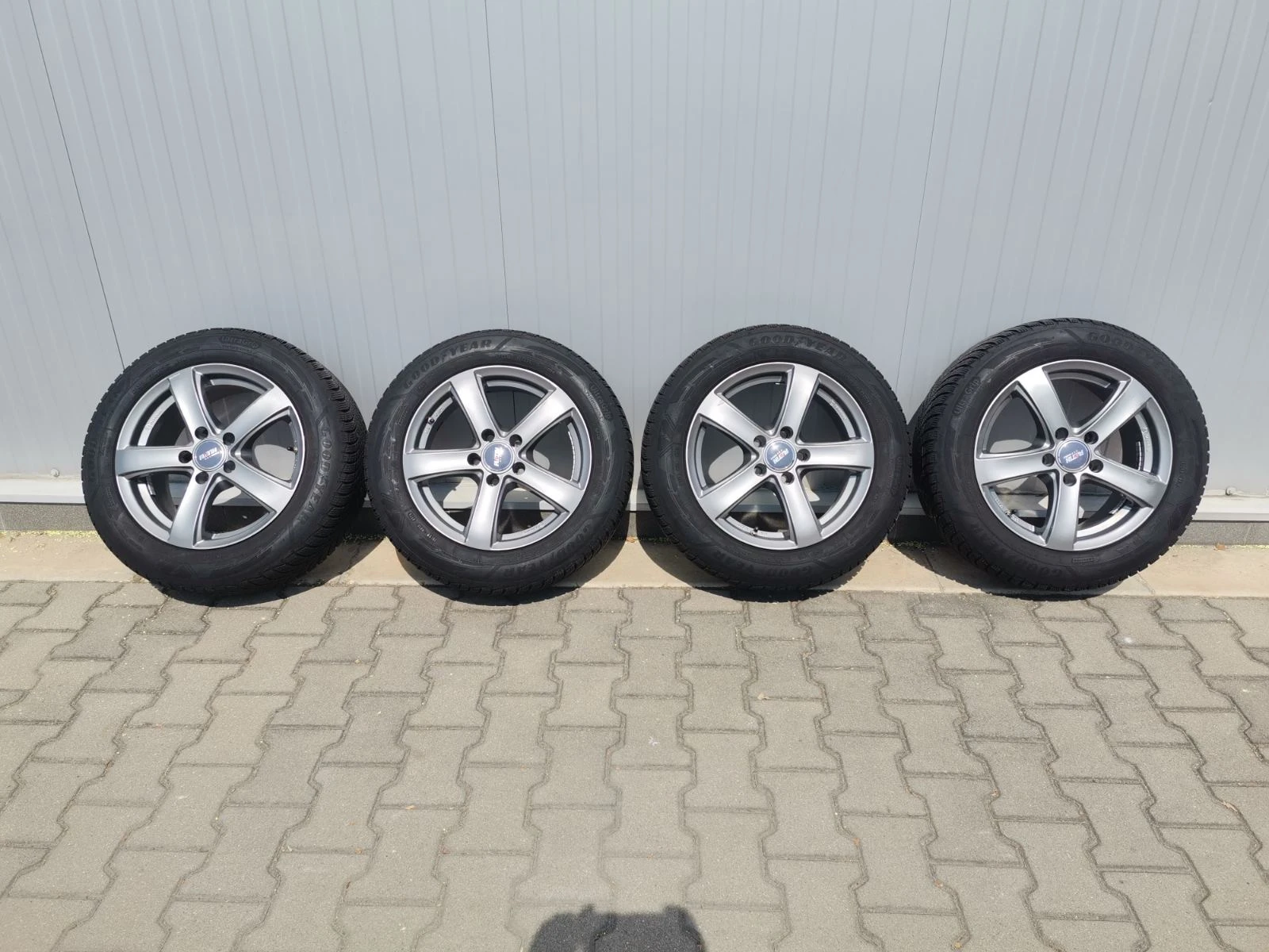    205/60R16 | Mobile.bg   1