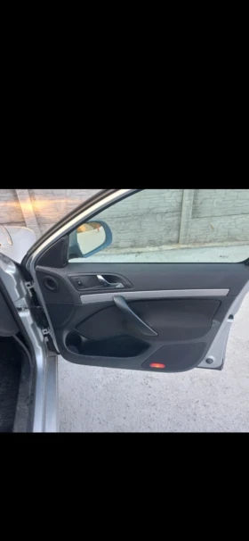 Skoda Octavia 1.6TDI 4X4, снимка 9