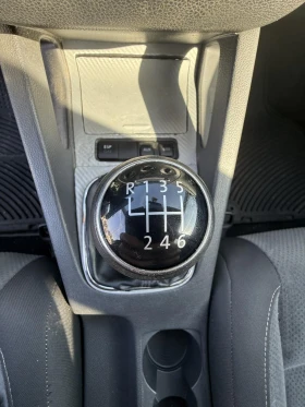 VW Golf 1.9 TDI 6 скорости, снимка 9