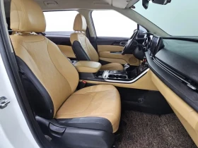 Kia Carnival Diesel 9-Seater Prestige, снимка 11