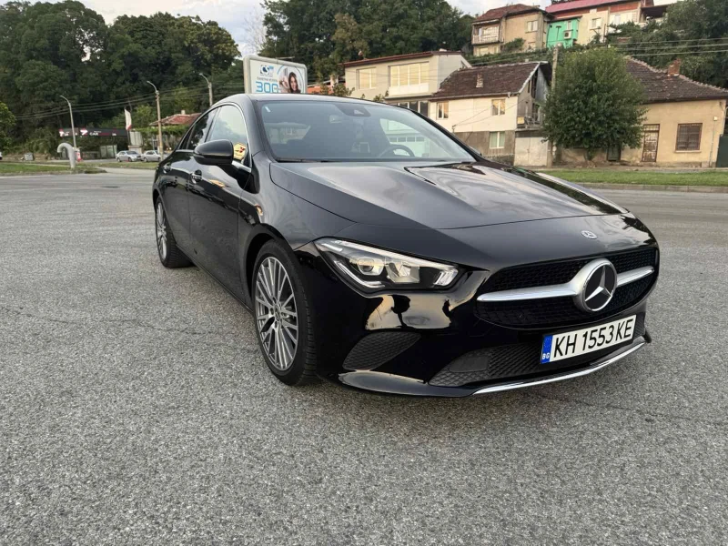Mercedes-Benz CLA 180, снимка 10 - Автомобили и джипове - 47856524