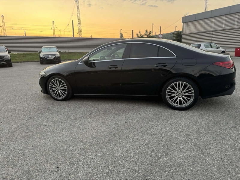 Mercedes-Benz CLA 180, снимка 3 - Автомобили и джипове - 47856524