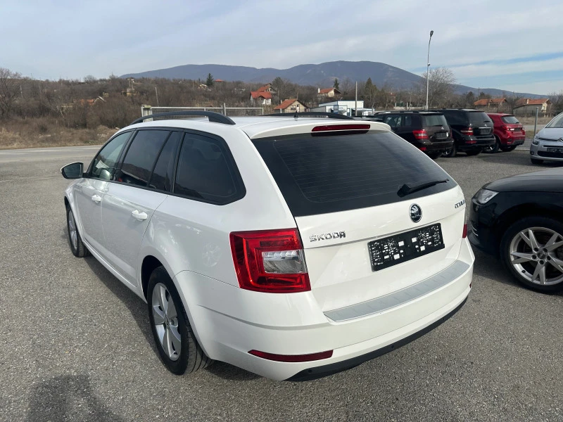 Skoda Octavia 2.0TDI* 150 к.с* DSG* КАТО НОВА!!, снимка 5 - Автомобили и джипове - 46728110