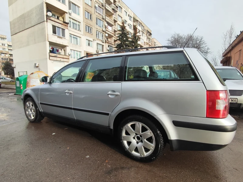 VW Passat, снимка 6 - Автомобили и джипове - 47572229