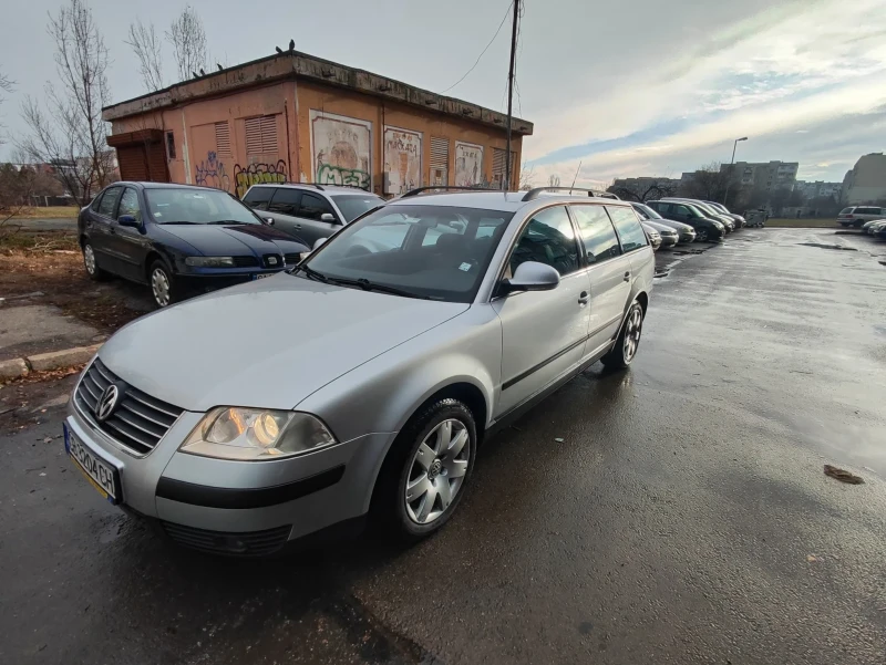 VW Passat, снимка 5 - Автомобили и джипове - 47572229