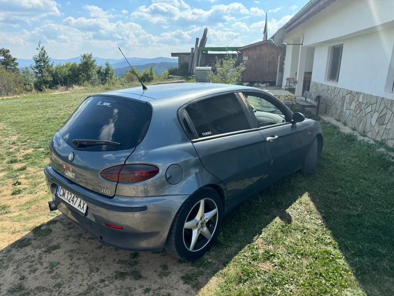 Alfa Romeo 147, снимка 4 - Автомобили и джипове - 47751173