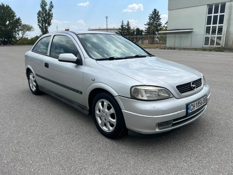 Opel Astra 1.6i-100kc/КЛИМАТРОНИК, снимка 2 - Автомобили и джипове - 48604075