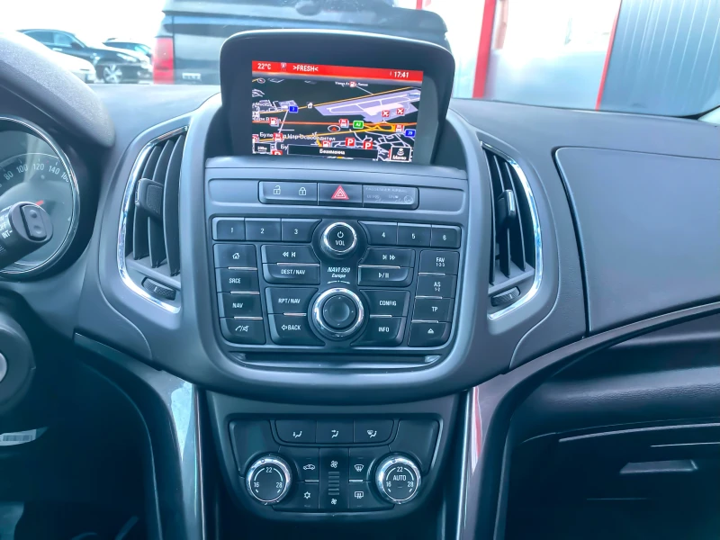 Opel Zafira Tourer C 1.6 CDTI Навигация, снимка 5 - Автомобили и джипове - 49471754