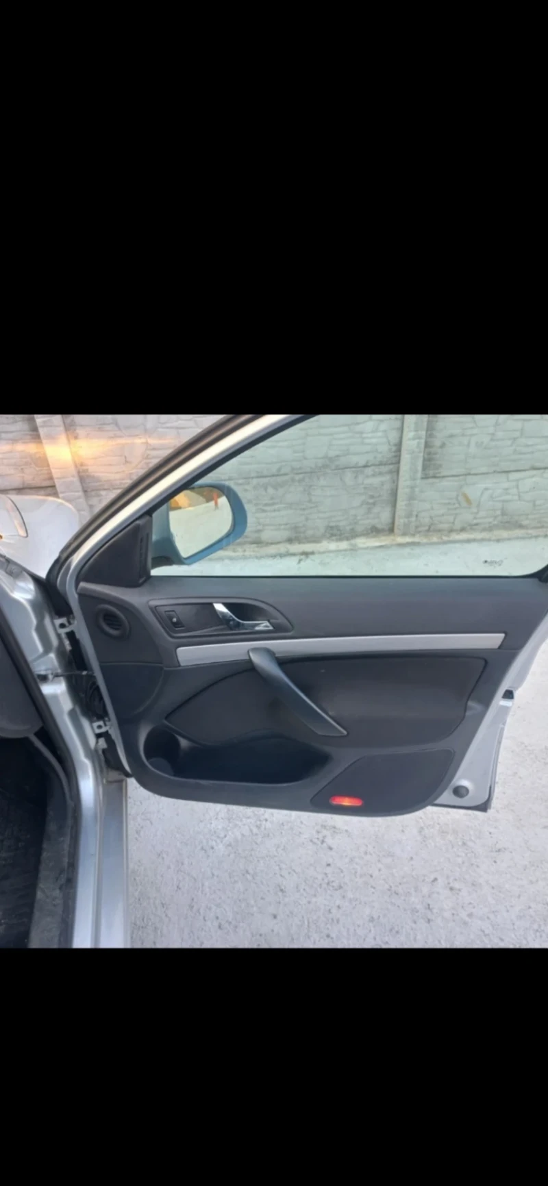 Skoda Octavia 1.6TDI 4X4, снимка 9 - Автомобили и джипове - 53010245