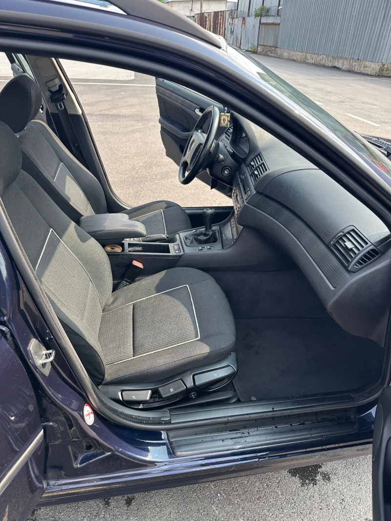 BMW 320 2.0D 150 hp, снимка 11 - Автомобили и джипове - 50691767