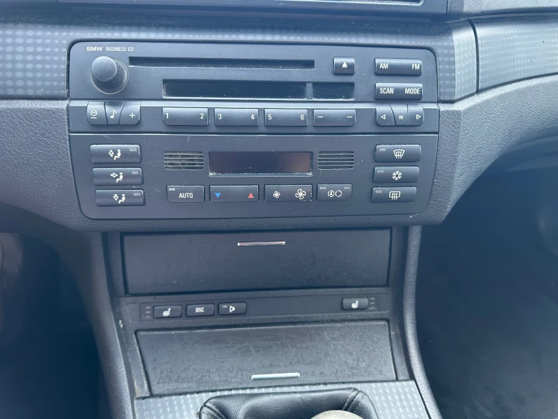 BMW 320 2.0D 150 hp, снимка 14 - Автомобили и джипове - 50691767