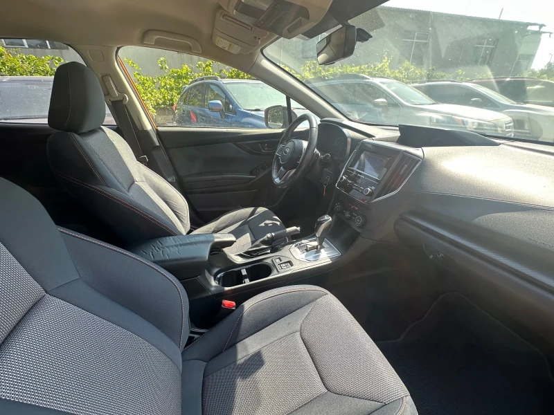 Subaru XV 2.0 Premium 4x4, снимка 9 - Автомобили и джипове - 51021519