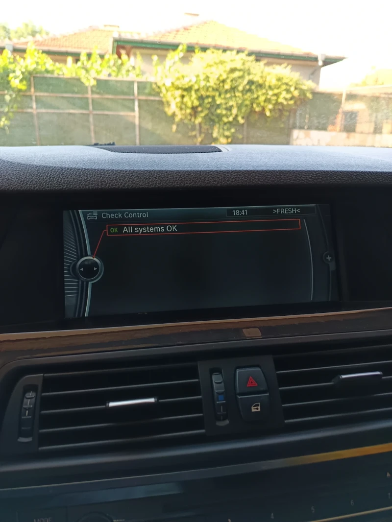 BMW 535 535 ix, снимка 11 - Автомобили и джипове - 52665524