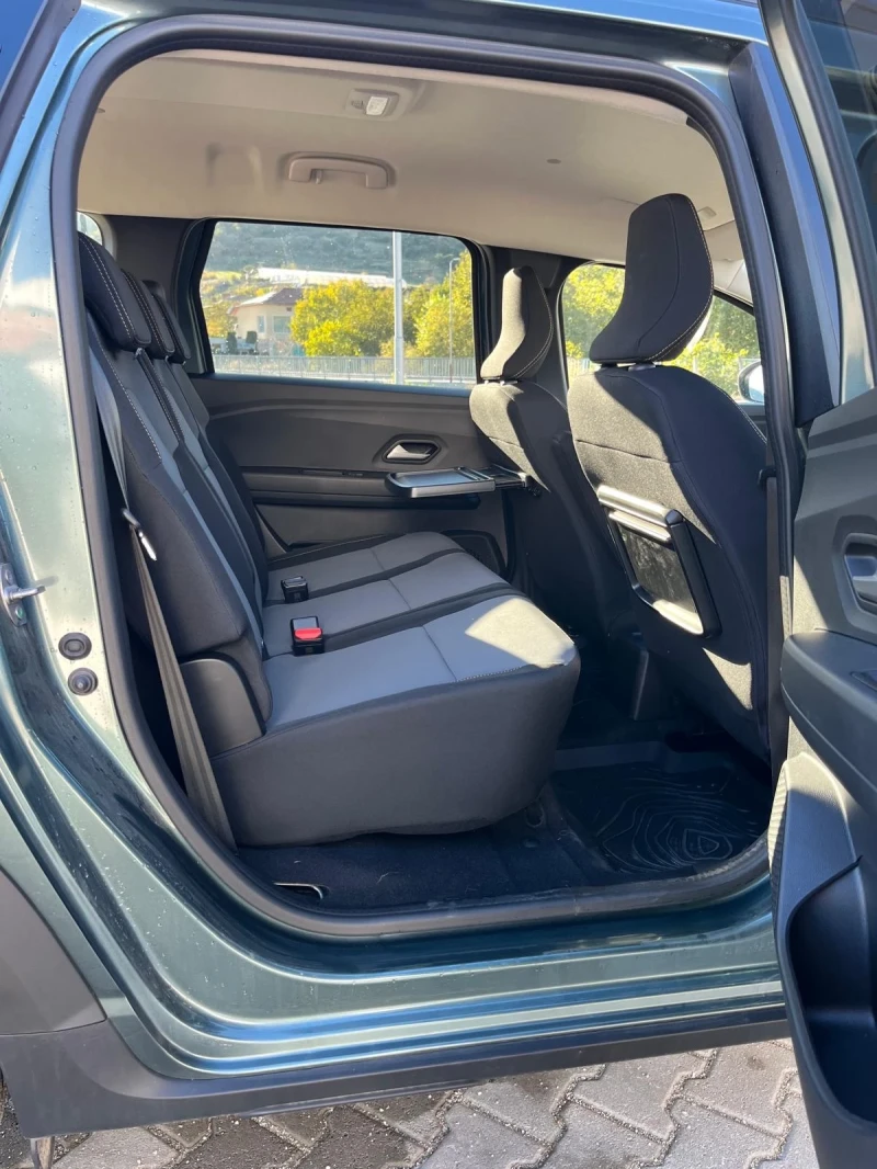 Dacia Jogger Extreme, снимка 13 - Автомобили и джипове - 52651869