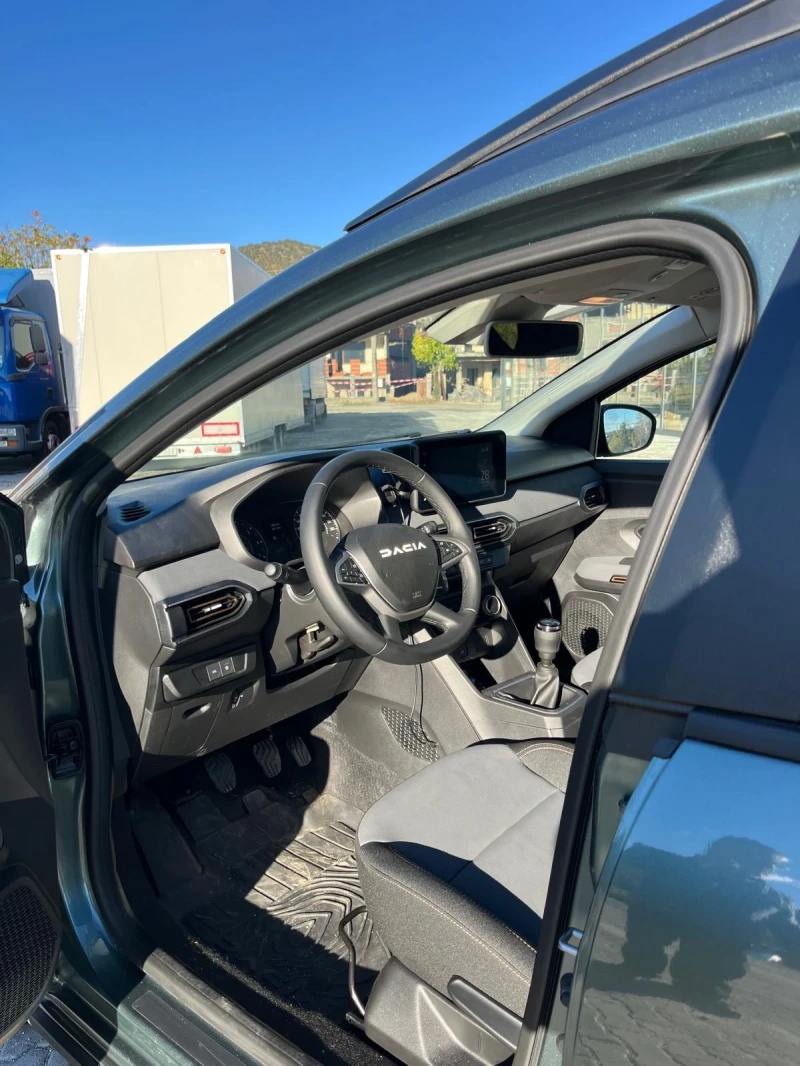 Dacia Jogger Extreme, снимка 8 - Автомобили и джипове - 52651869