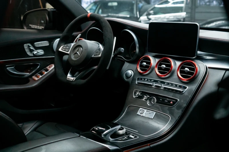 Mercedes-Benz C 450 AMG C 450 AMG 4MATIC, снимка 17 - Автомобили и джипове - 52990445