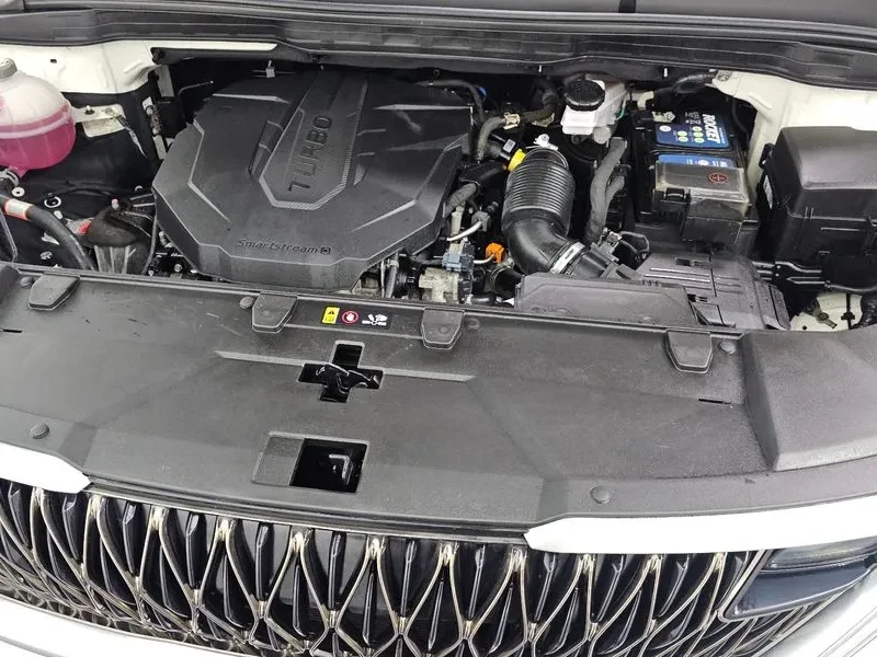 Kia Carnival Diesel 9-Seater Prestige, снимка 6 - Автомобили и джипове - 56117728