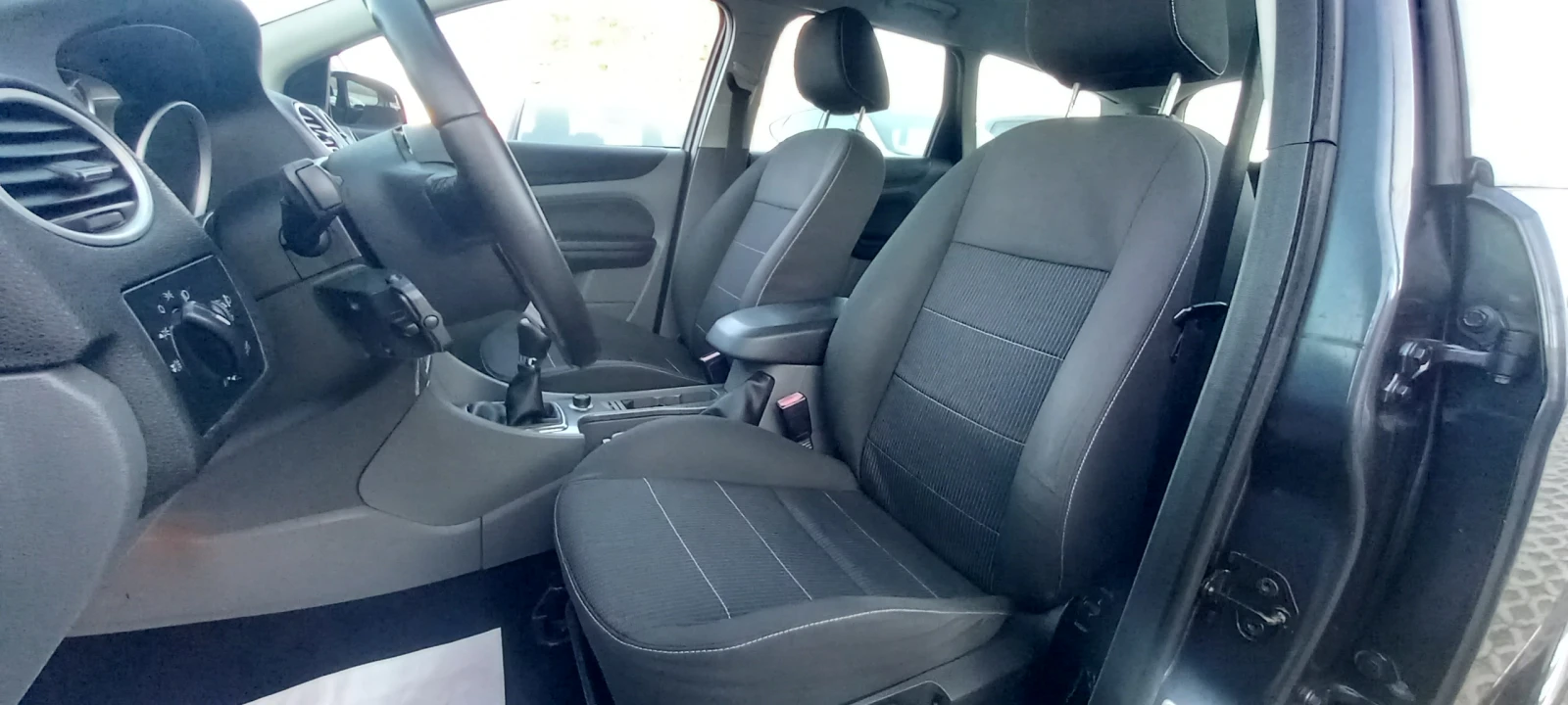 Ford Focus ГАЗ 2.0i ИЗКЛЮЧИТЕЛЕН СЕРВИ КНИЖКА УНИКАТ ОБСЛУЖЕН - изображение 8