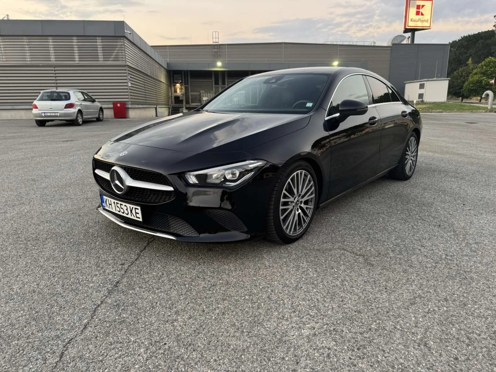 Mercedes-Benz CLA 180  - изображение 2