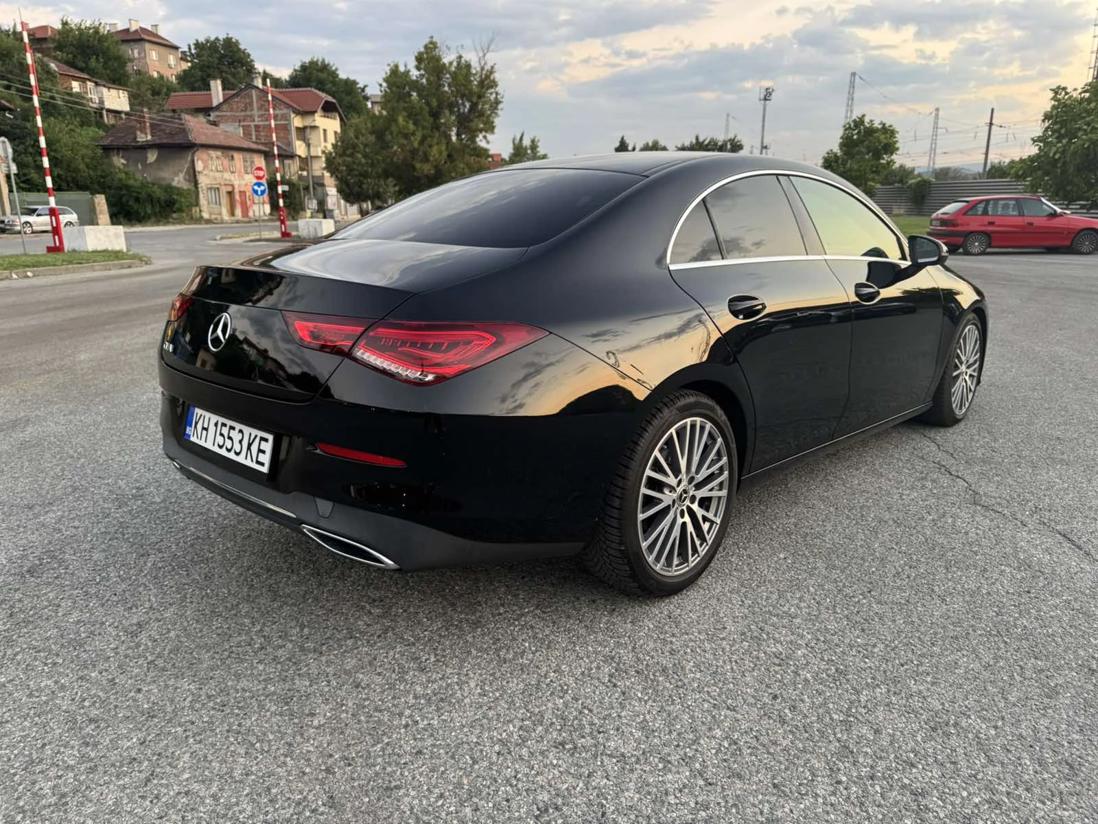 Mercedes-Benz CLA 180  - изображение 7