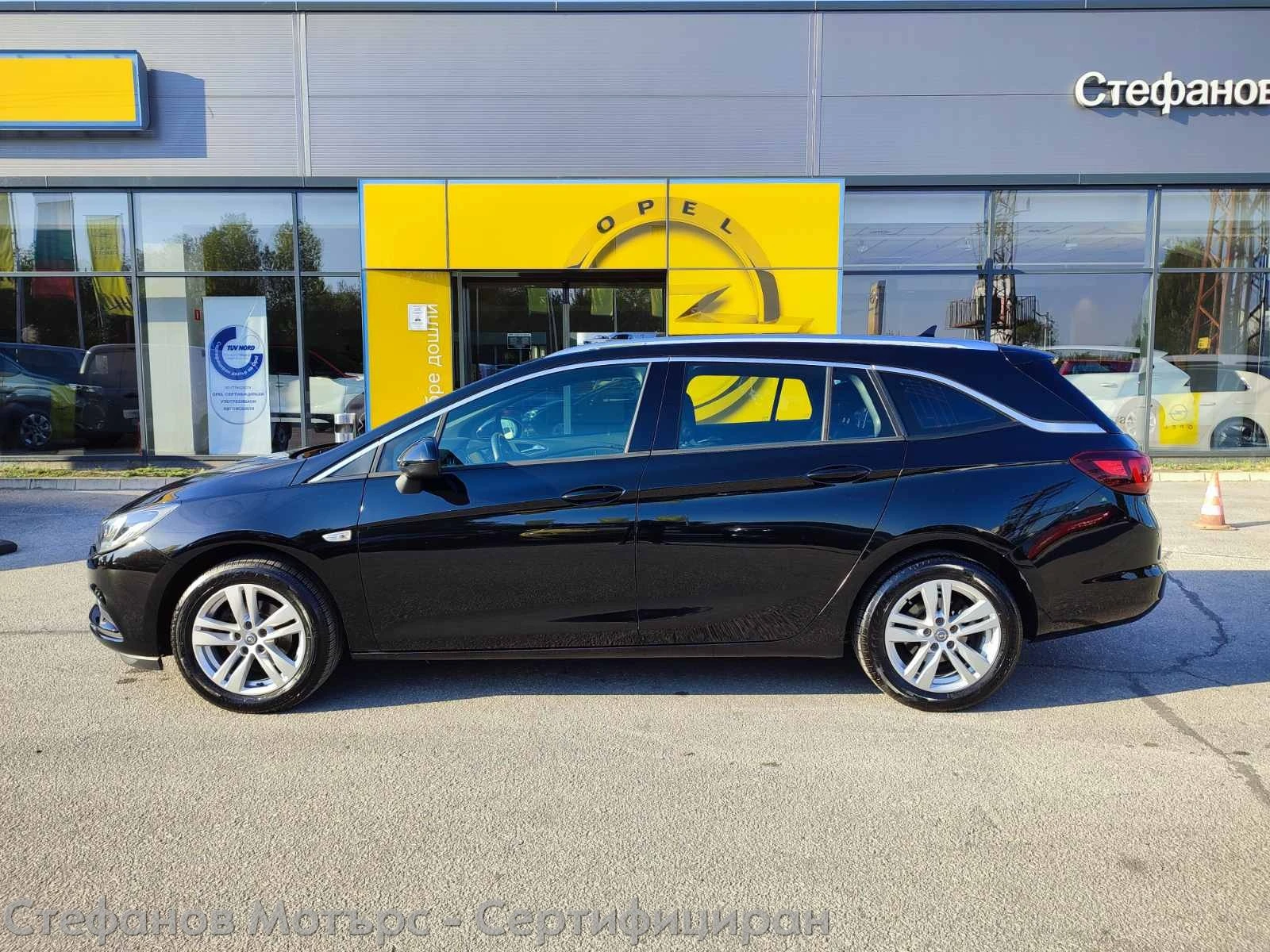 Opel Astra K Sp. Tourer Dynamic 1.4 Turbo (150HP) MT6 - изображение 4