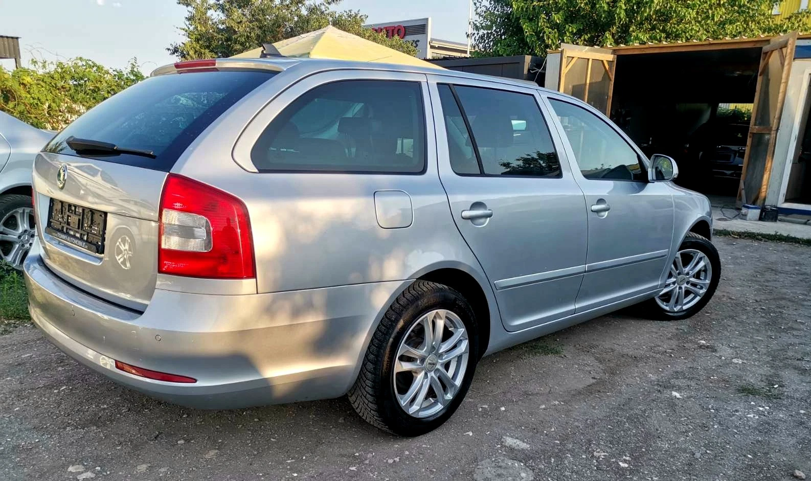 Skoda Octavia 1.8/NAVI/KOЖА/АВТОМАТ - изображение 4